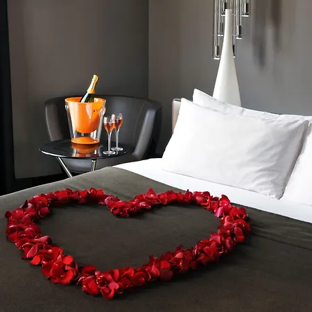 Sezz Hotel 4*